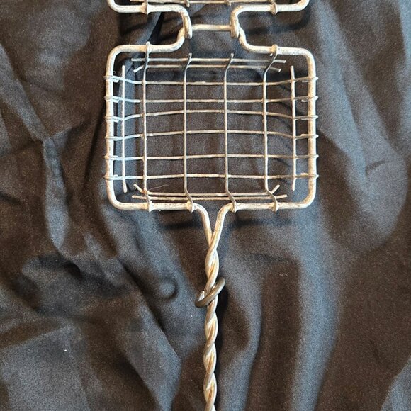 Vintage Stainless Steel Soap Cage/Soap Shaker/Saver - Picture 2 of 5